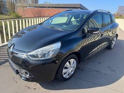 Zwart Gebruikt 2015 Renault Clio GrandTour Night&Day Stationwagen | € 5.950 (Goede deal)