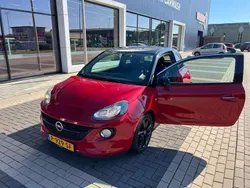 Rood Gebruikt 2013 Opel Adam Glam Hatchback | € 5.100 (Goede deal)