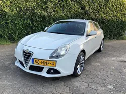 Wit Gebruikt 2010 Alfa Romeo Giulietta Distinctive Hatchback | € 3.950 (Goede deal)