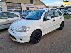 Wit Gebruikt 2011 Citroën C3 First Hatchback | € 2.950 (Eerlijke prijs)