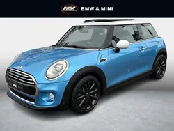 Blauw Gebruikt 2017 Mini Cooper Business Hatchback | € 16.950 (Eerlijke prijs)