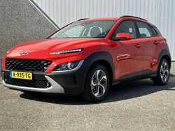 Rood Gebruikt 2021 Hyundai Kona Comfort SUV | € 22.980 (Eerlijke prijs)
