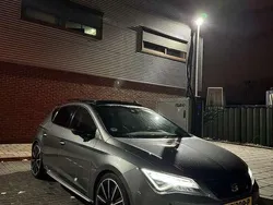 Grijs Gebruikt 2018 Cupra Leon Stationwagen | € 26.000 (Eerlijke prijs)