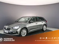 Grijs Gebruikt 2024 Skoda Scala Ambition Hatchback | € 23.400 (Duur)