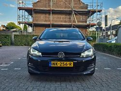 Zwart Gebruikt 2013 VW Golf VII Highline | € 7.800 (Goede deal)