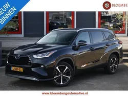 Zwart Gebruikt 2021 Toyota Highlander Premium SUV | € 53.900 (Eerlijke prijs)