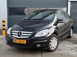 Zwart Gebruikt 2009 Mercedes B170 MPV | € 1.399