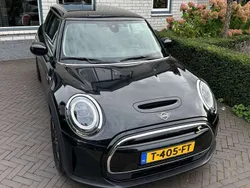 Zwart Gebruikt 2023 Mini Cooper SE Classic Hatchback | € 22.500