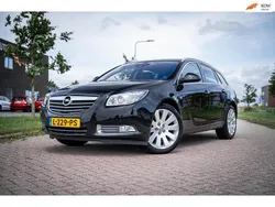 Zwart Gebruikt 2011 Opel Insignia Cosmo Stationwagen | € 7.700 (Eerlijke prijs)