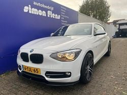 Wit Gebruikt 2014 BMW 114 Sport Line Hatchback | € 7.945 (Eerlijke prijs)