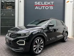 Zwart Gebruikt 2019 VW T-Roc R-line SUV | € 30.950 (Eerlijke prijs)