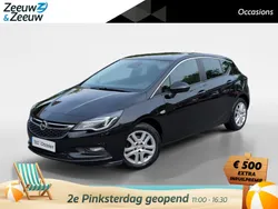 Zwart Gebruikt 2019 Opel Astra Edition Hatchback | € 13.840 (Eerlijke prijs)
