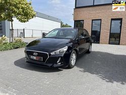 Zwart Gebruikt 2018 Hyundai i30 Comfort Hatchback | € 11.750 (Goede deal)