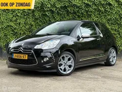 Zwart, metallic lak Gebruikt 2013 Citroën DS3 Hatchback | € 6.790 (Eerlijke prijs)