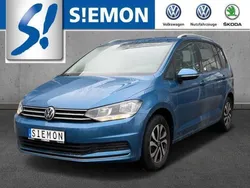 Blauw Gebruikt 2021 VW Touran Active MPV | € 37.095 (Iets duurder)