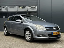 Grijs Gebruikt 2005 Opel Astra GTC Sport Hatchback | € 1.299 (Eerlijke prijs)
