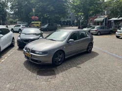 Grijs Gebruikt 2003 Seat Leon Hatchback | € 3.995 (Eerlijke prijs)