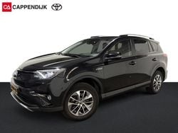 Zwart Gebruikt 2018 Toyota RAV4 SUV | € 24.299 (Eerlijke prijs)