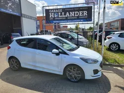 Wit Gebruikt 2023 Ford Fiesta ST-Line Hatchback | € 19.450 (Eerlijke prijs)