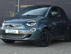 Groen Gebruikt 2025 Fiat 500e Hatchback | € 31.900