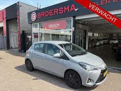 Grijs Gebruikt 2019 Toyota Yaris Active Hatchback | € 12.999 (Super prijs)