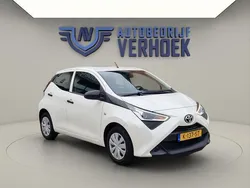 Wit Gebruikt 2021 Toyota Aygo Hatchback | € 10.900 (Eerlijke prijs)