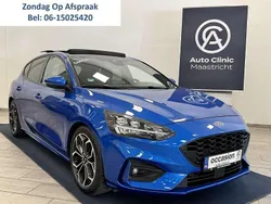 Blauw Gebruikt 2018 Ford Focus ST-Line Hatchback | € 16.445 (Duur)