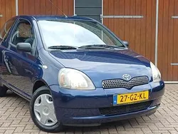 Blauw Gebruikt 2001 Toyota Yaris Luna Hatchback | € 1.650 (Eerlijke prijs)
