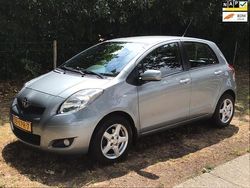 Grijs Gebruikt 2010 Toyota Yaris Hatchback | € 6.650 (Iets duurder)