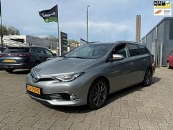 Grijs Gebruikt 2015 Toyota Auris Touring Sports Stationwagen | € 12.499 (Eerlijke prijs)