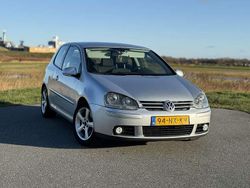 Grijs Gebruikt 2004 VW Golf IV Sportline Hatchback | € 1.199 (Eerlijke prijs)