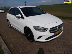 Wit Gebruikt 2021 Mercedes B200 MPV | € 9.999