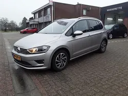 Grijs Gebruikt 2017 VW Golf Sportsvan Sound MPV | € 15.650 (Eerlijke prijs)
