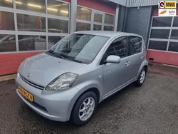 Grijs Gebruikt 2006 Daihatsu Sirion Hatchback | € 3.000 (Duur)