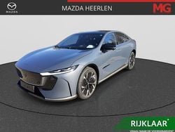 Grijs Nieuw 2025 Mazda 6e Takumi-Line Hatchback | € 44.040 (Eerlijke prijs)