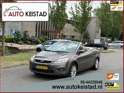 Bruin Gebruikt 2010 Ford Focus Titanium Cabriolet | € 5.750 (Eerlijke prijs)