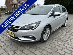 Grijs Gebruikt 2017 Opel Astra Innovation Stationwagen | € 9.950 (Super prijs)