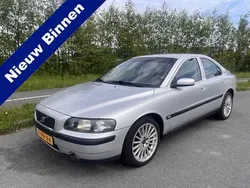 Grijs Gebruikt 2004 Volvo S60 Sedan | € 3.445 (Duur)
