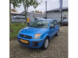 Blauw Gebruikt 2012 Ford Fusion MPV | € 1.450 (Goede deal)