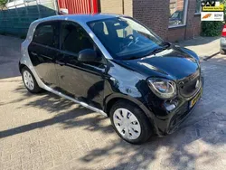 Zwart Gebruikt 2016 Smart ForFour Pure Hatchback | € 5.900 (Eerlijke prijs)