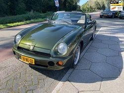 Groen Gebruikt 1994 MG RV8 | € 24.950