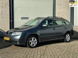 Grijs Gebruikt 2005 Skoda Fabia Elegance Stationwagen | € 1.750 (Iets duurder)