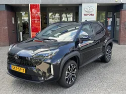 Zwart Gebruikt 2024 Toyota Yaris Cross Edition SUV | € 29.339 (Eerlijke prijs)