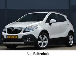 Wit, metallic lak Gebruikt 2013 Opel Mokka Cosmo SUV | € 7.950 (Goede deal)