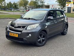 Grijs Gebruikt 2009 Toyota Urban Cruiser SUV | € 4.450 (Eerlijke prijs)