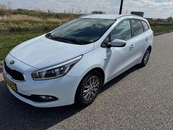 Gebruikt 2013 Kia Ceed Sedan | € 7.950 (Eerlijke prijs)
