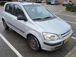 Grijs Gebruikt 2004 Hyundai Getz Active Hatchback | € 800 (Eerlijke prijs)
