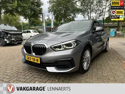 Grijs Gebruikt 2022 BMW 116 Hatchback | € 25.385 (Iets duurder)