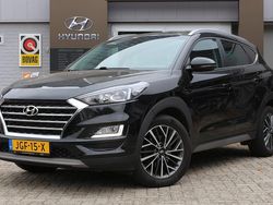 Phantom black (zwart parelmoer) Gebruikt 2019 Hyundai Tucson Comfort SUV | € 22.950 (Goede deal)