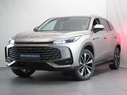 Zwart Nieuw 2025 MG HS Luxury SUV | € 36.950
